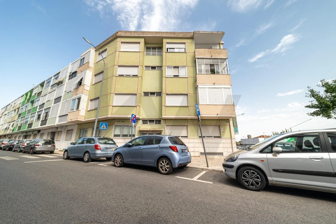 Apartamento T3 para Venda em Venteira Foto 28