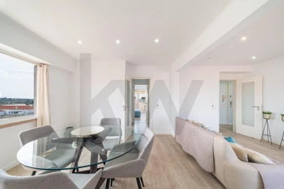 Apartamento T3 para Venda em Venteira