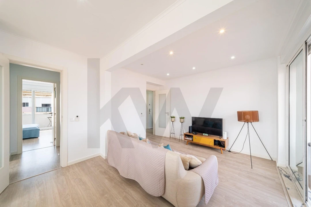 Apartamento T3 para Venda em Venteira Foto 6
