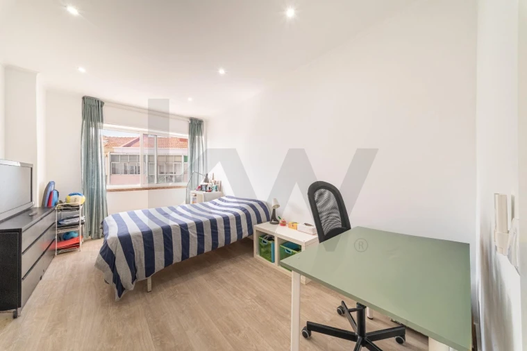 Apartamento T3 para Venda em Venteira Foto 11