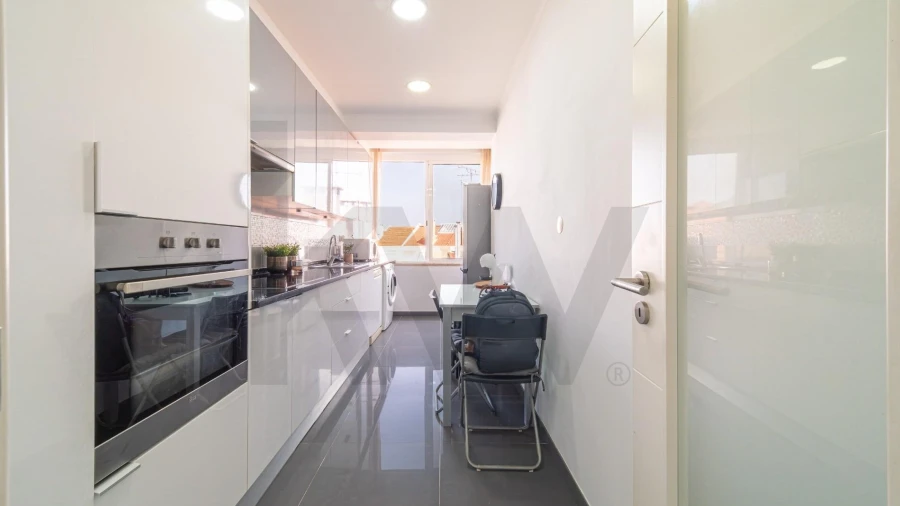 Apartamento T3 para Venda em Venteira