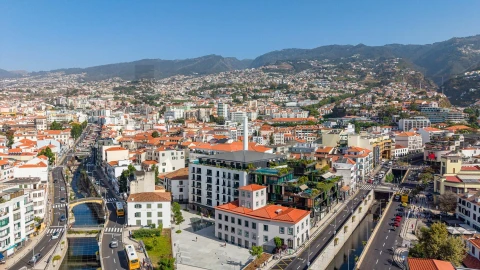 Apartamento para Venda em Funchal (Se)