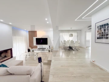 Moradia T8 para Venda em Amora