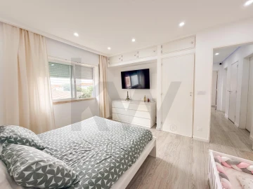 Moradia T8 para Venda em Amora