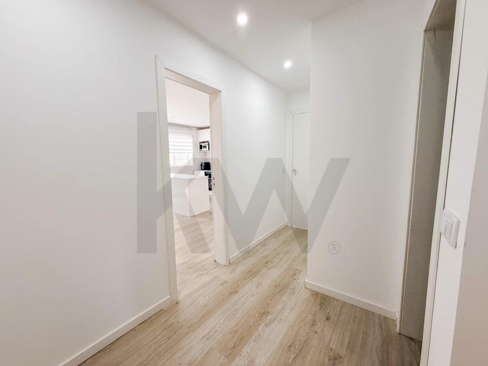 Moradia T8 para Venda em Amora Foto 35