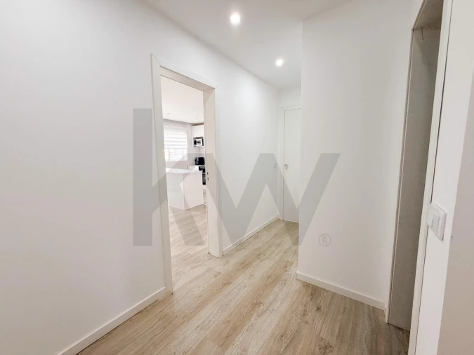 Moradia T8 para Venda em Amora Foto 35