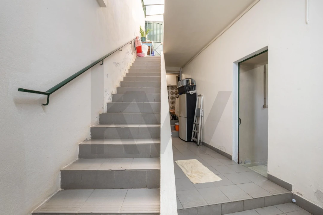 Moradia T4 para Venda em Eiras e São Paulo de Frades Foto 14