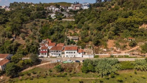 Moradia T4 para Venda em Santa Clara e Castelo Viegas