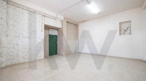 Moradia T4 para Venda em Santa Clara e Castelo Viegas