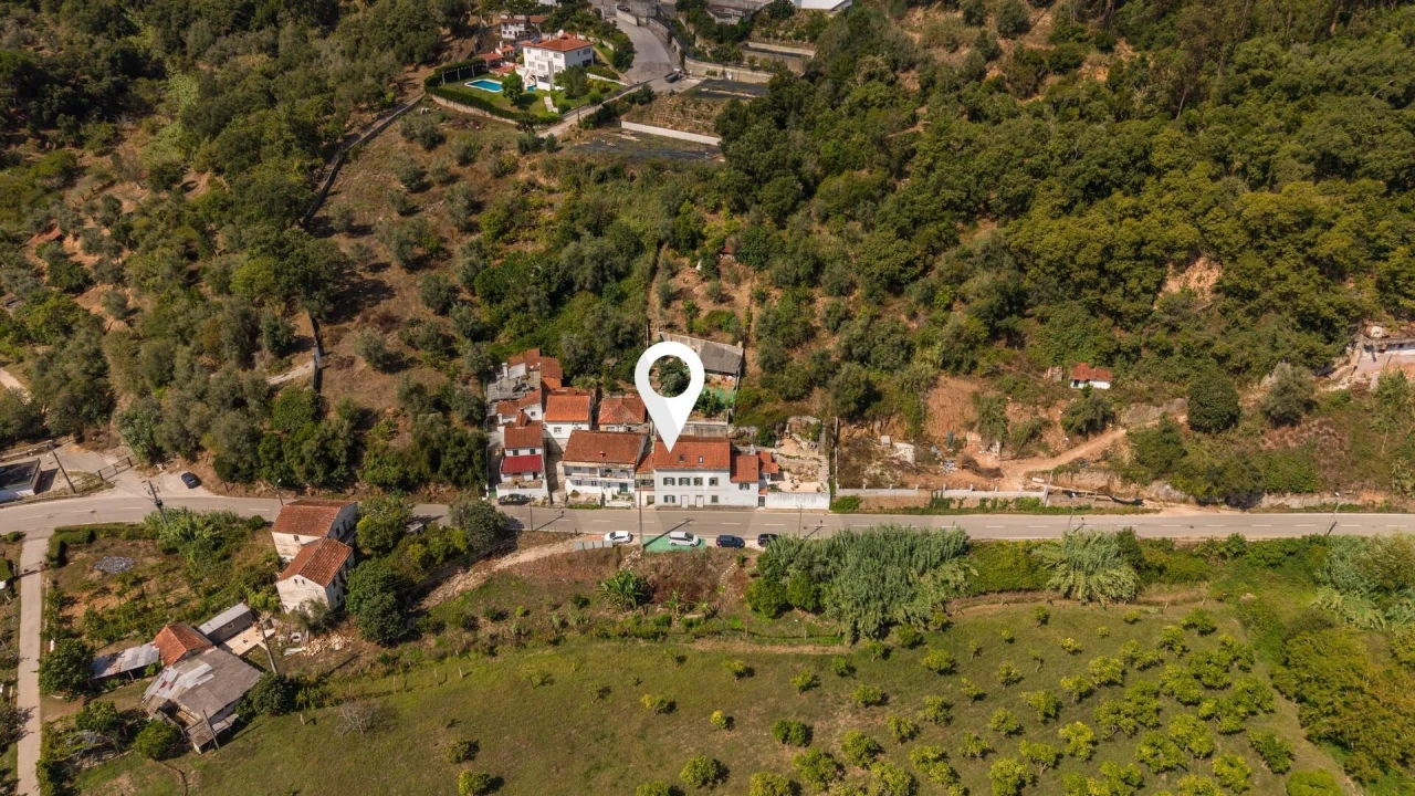 Moradia T4 para Venda em Eiras e São Paulo de Frades Foto 48