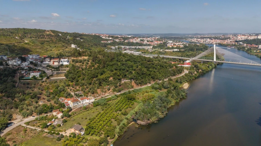 Moradia T4 para Venda em Eiras e São Paulo de Frades Foto 44