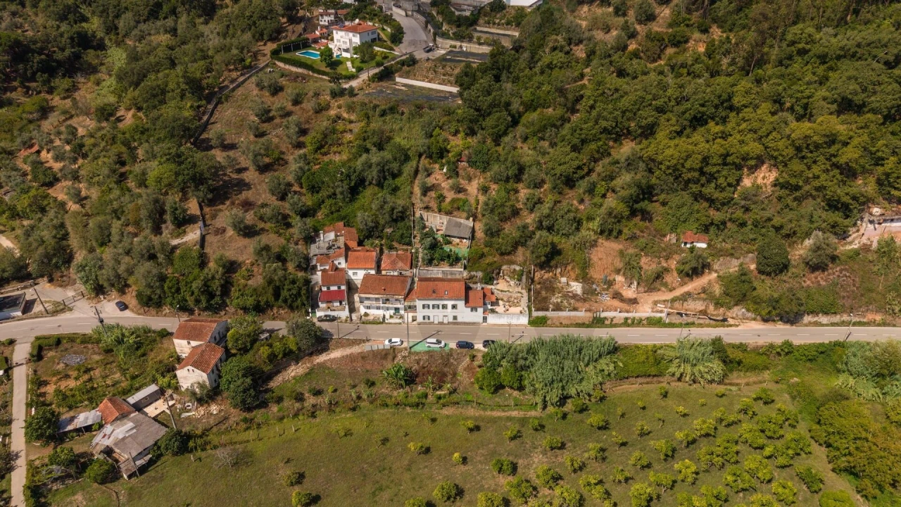 Moradia T4 para Venda em Eiras e São Paulo de Frades Foto 47