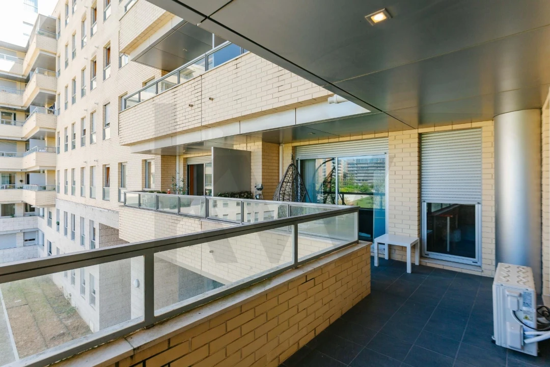 Apartamento T2 para Arrendamento em Lumiar Foto 8