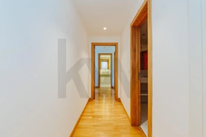 Apartamento T2 para Arrendamento em Lumiar
