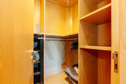 Apartamento T2 para Arrendamento em Lumiar