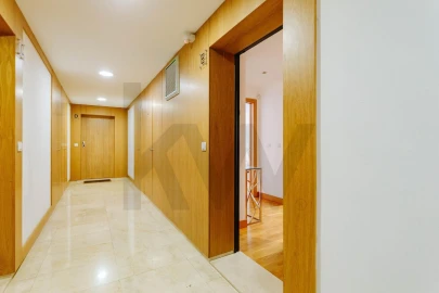 Apartamento T2 para Arrendamento em Lumiar