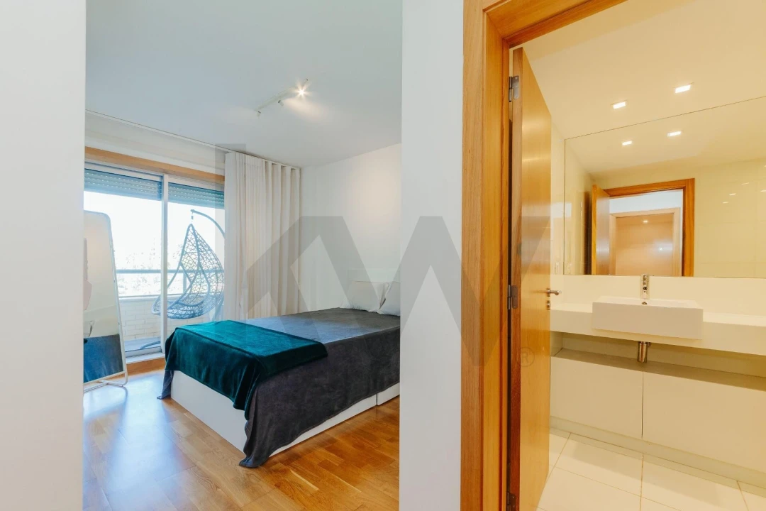 Apartamento T2 para Arrendamento em Lumiar Foto 12