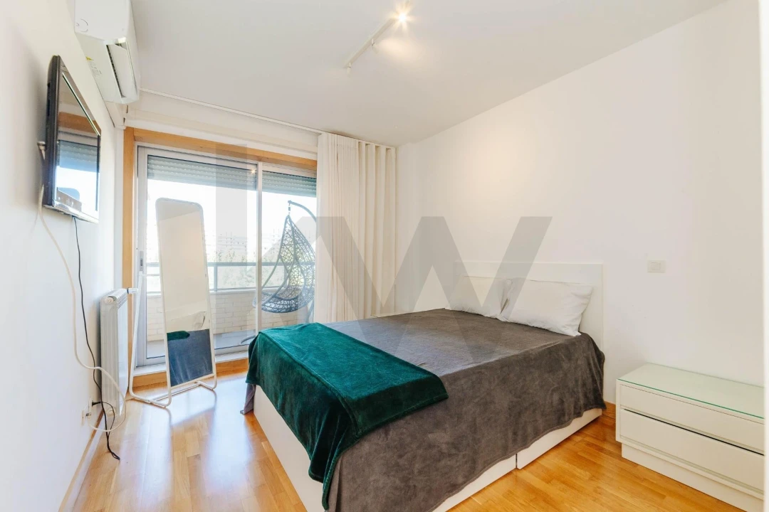Apartamento T2 para Arrendamento em Lumiar Foto 14
