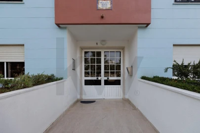 Apartamento T3 para Venda em Algueirão-Mem Martins