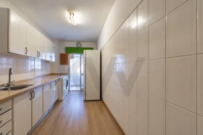 Apartamento T3 para Venda em Algueirão-Mem Martins