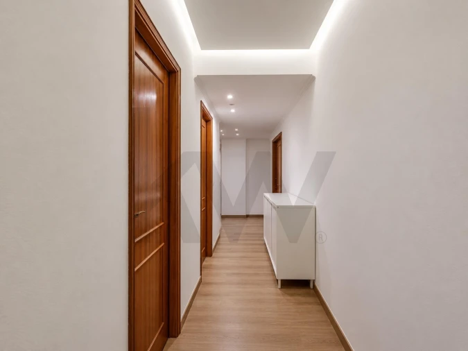 Apartamento T3 para Venda em Algueirão-Mem Martins Foto 3