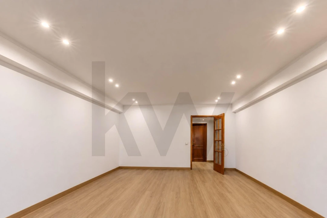 Apartamento T3 para Venda em Algueirão-Mem Martins Foto 6