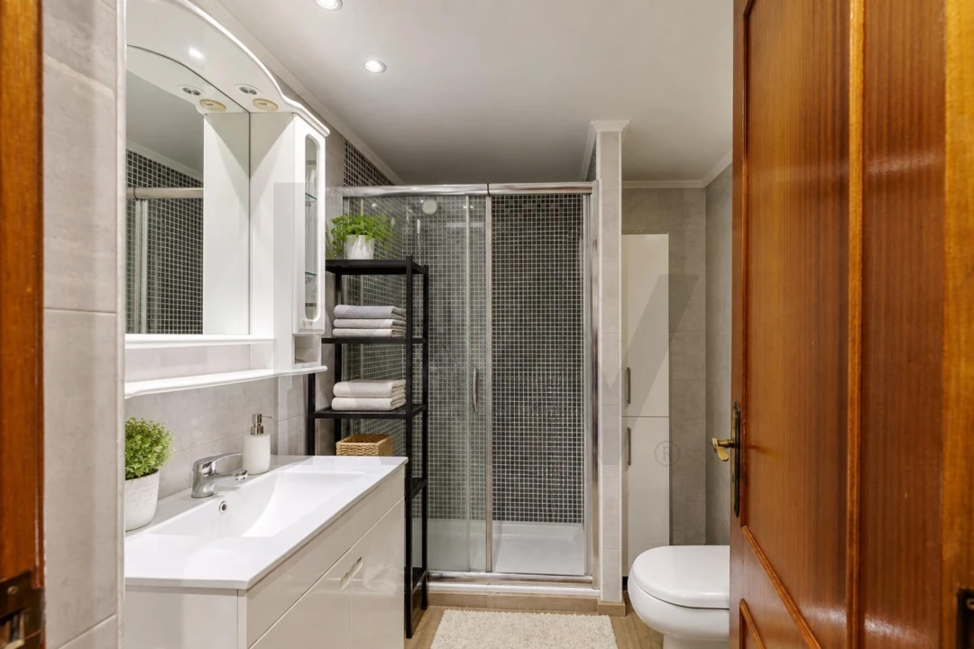 Apartamento T3 para Venda em Algueirão-Mem Martins Foto 12
