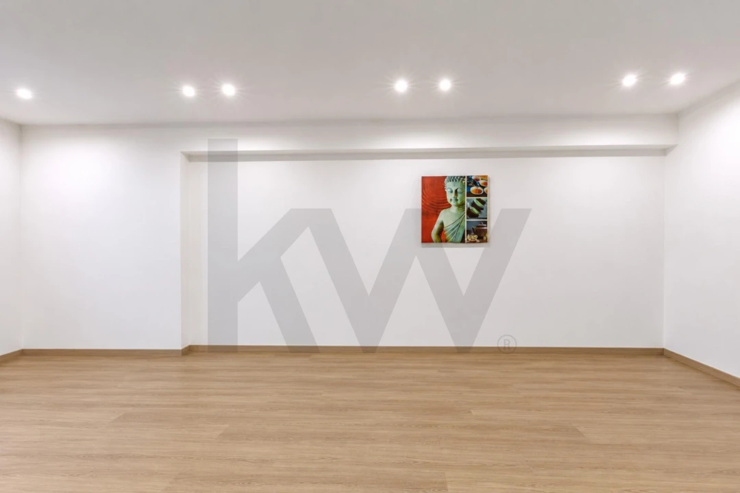 Apartamento T3 para Venda em Algueirão-Mem Martins Foto 7