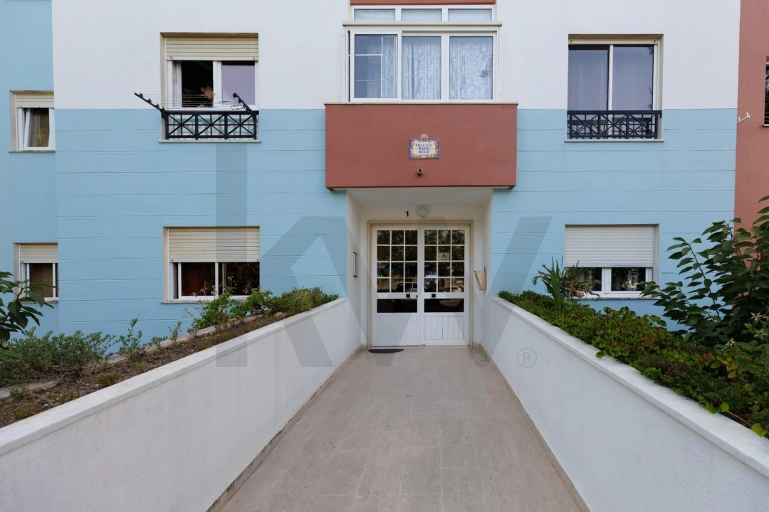 Apartamento T3 para Venda em Algueirão-Mem Martins Foto 23