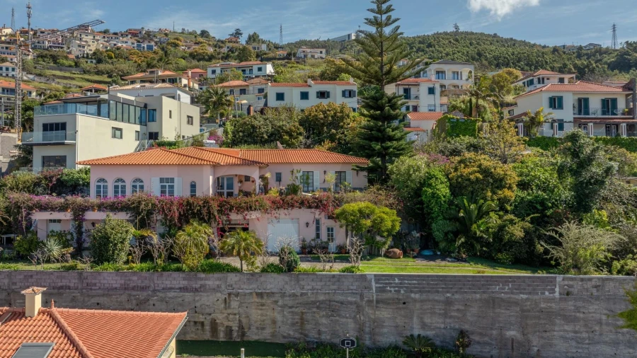 Moradia T3 para Venda em Funchal (Santa Maria Maior)