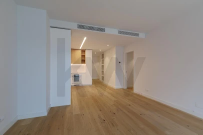 Apartamento T1 para Arrendamento em Campolide