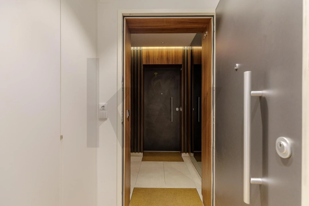 Apartamento T1 para Arrendamento em Campolide Foto 19