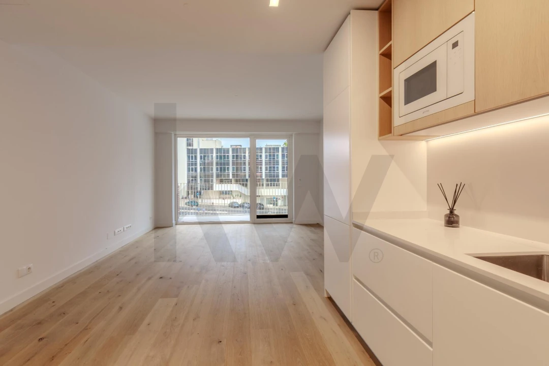 Apartamento T1 para Arrendamento em Campolide Foto 1