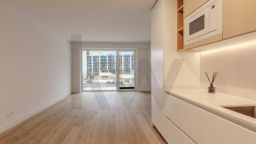 Apartamento T1 para Arrendamento em Campolide