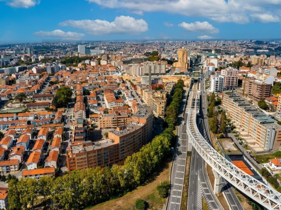 Loja para Venda em Mafamude e Vilar do Paraíso Foto 2