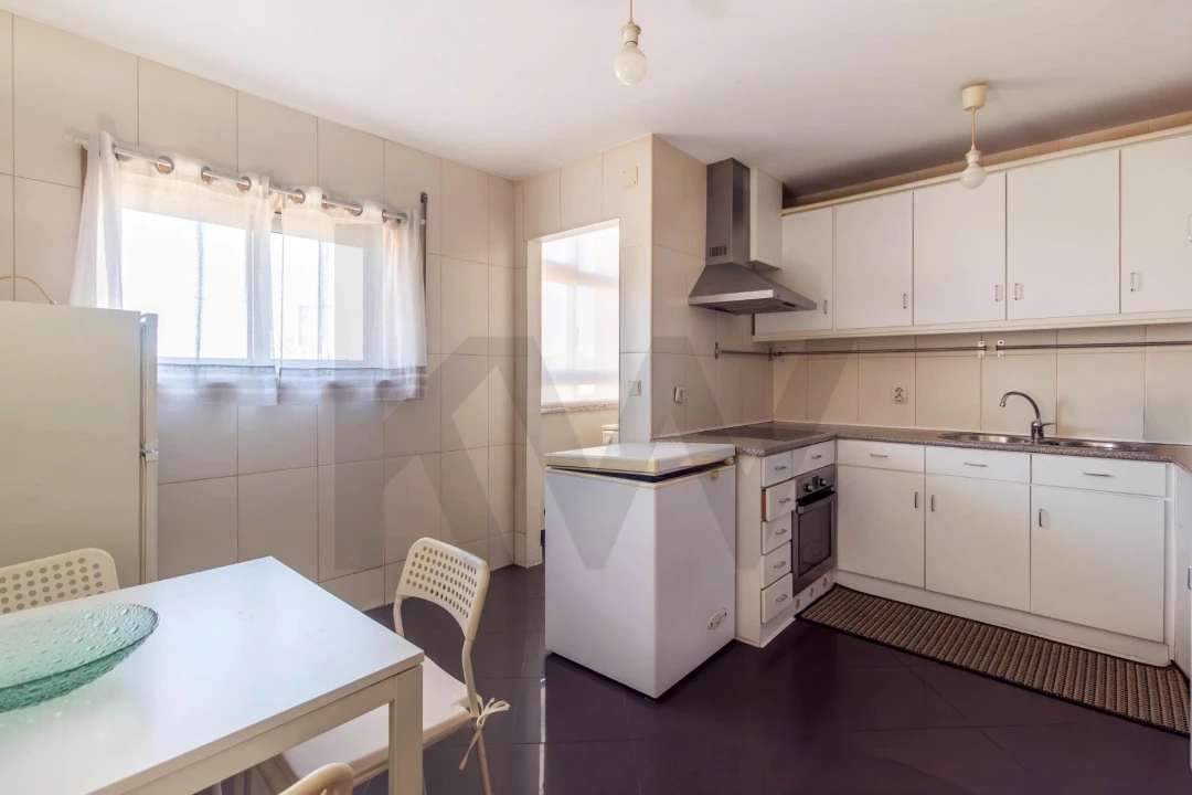 Apartamento T2 para Arrendamento em Mafamude e Vilar do Paraíso Foto 25