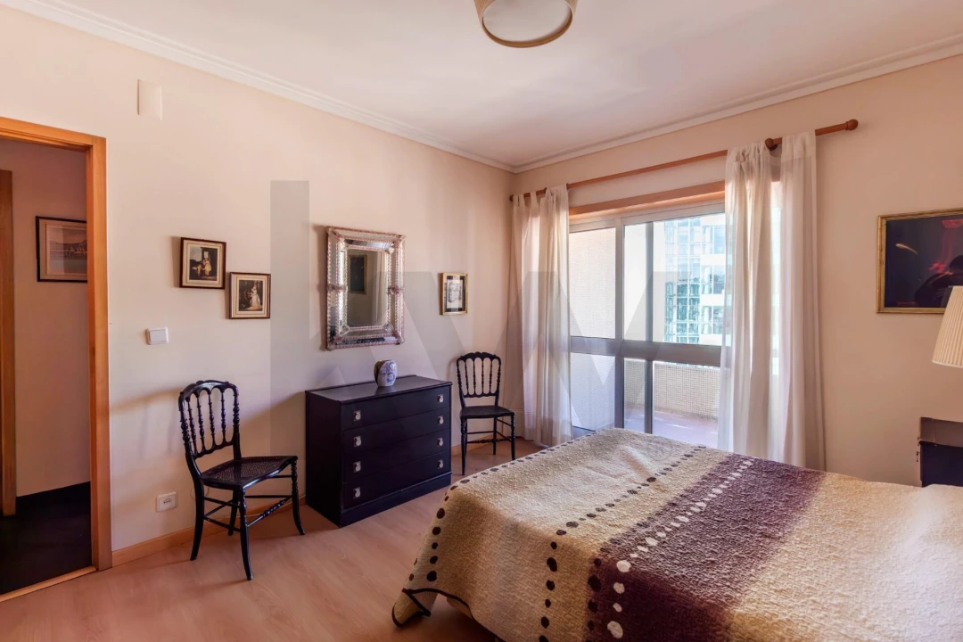 Apartamento T2 para Arrendamento em Mafamude e Vilar do Paraíso Foto 12