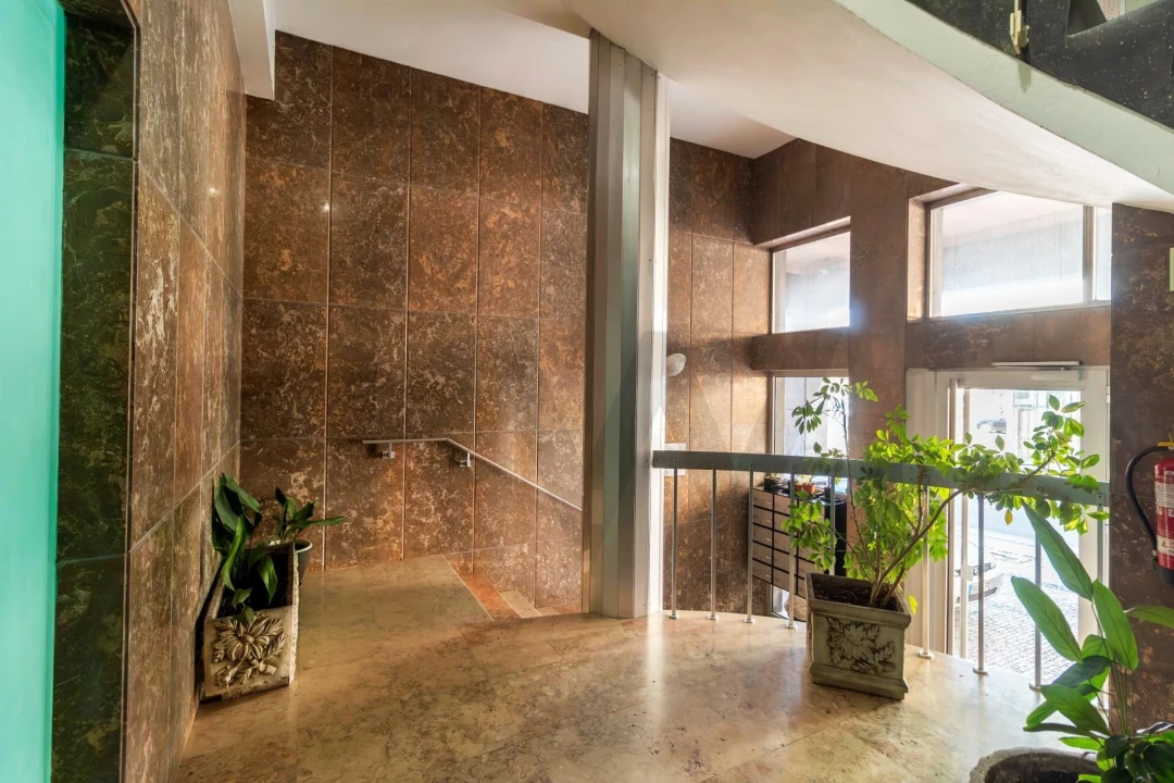 Apartamento T2 para Arrendamento em Mafamude e Vilar do Paraíso Foto 1