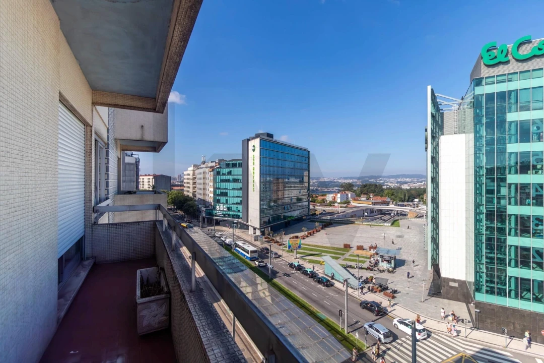 Apartamento T2 para Arrendamento em Mafamude e Vilar do Paraíso Foto 8
