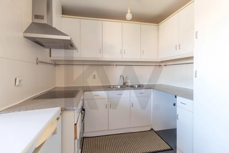 Apartamento T2 para Arrendamento em Mafamude e Vilar do Paraíso Foto 22
