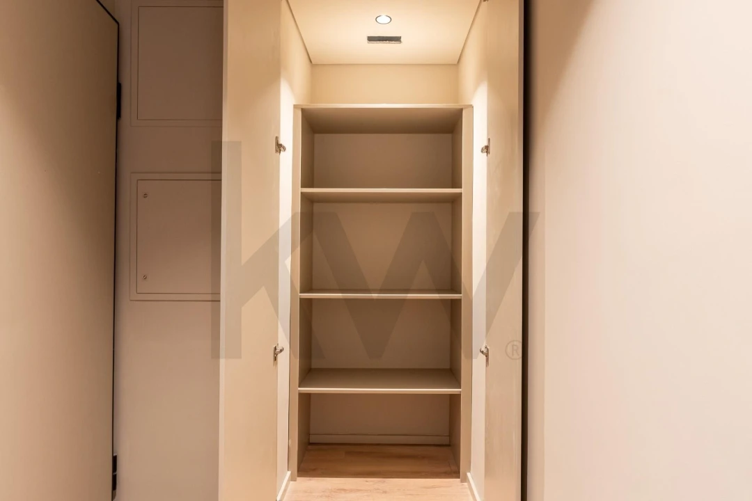 Apartamento T2 para Arrendamento em Vilar de Andorinho Foto 16