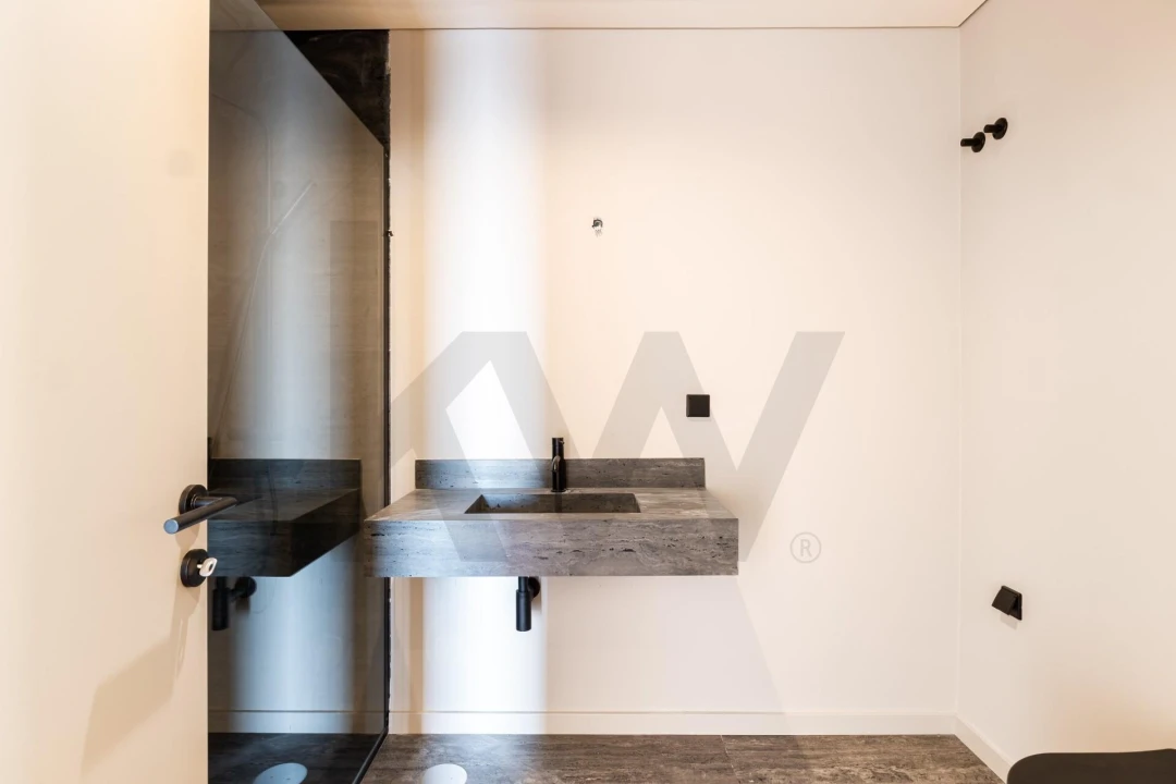 Apartamento T2 para Arrendamento em Vilar de Andorinho Foto 14
