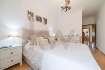 Apartamento T3 para Venda em Santa Maria e São Miguel, São Martinho, São Pedro Penaferrim