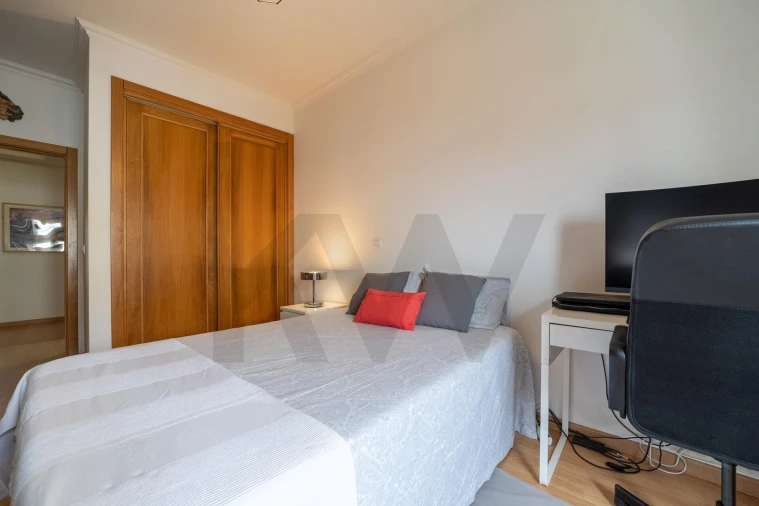 Apartamento T3 para Venda em Santa Maria e São Miguel, São Martinho, São Pedro Penaferrim Foto 26