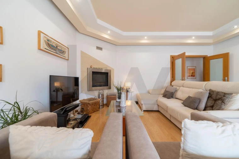 Apartamento T3 para Venda em Santa Maria e São Miguel, São Martinho, São Pedro Penaferrim Foto 4