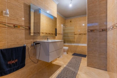 Apartamento T3 para Venda em Trofa, Segadães e Lamas do Vouga