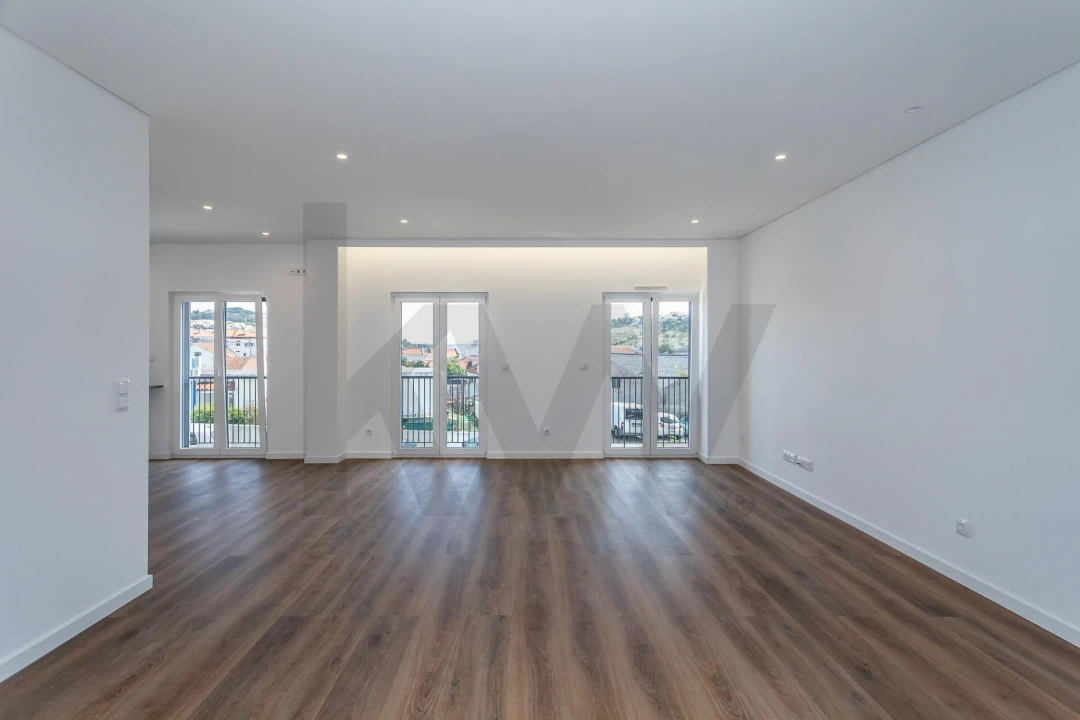 Apartamento T3 para Venda em Ramada e Caneças Foto 3