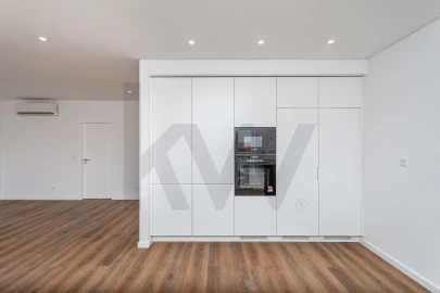 Apartamento T3 para Venda em Ramada e Caneças
