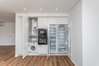 Apartamento T3 para Venda em Ramada e Caneças