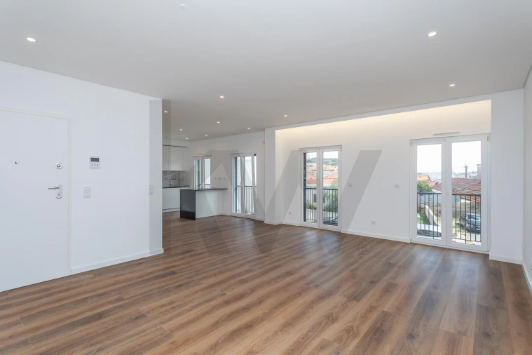 Apartamento T3 para Venda em Ramada e Caneças Foto 2